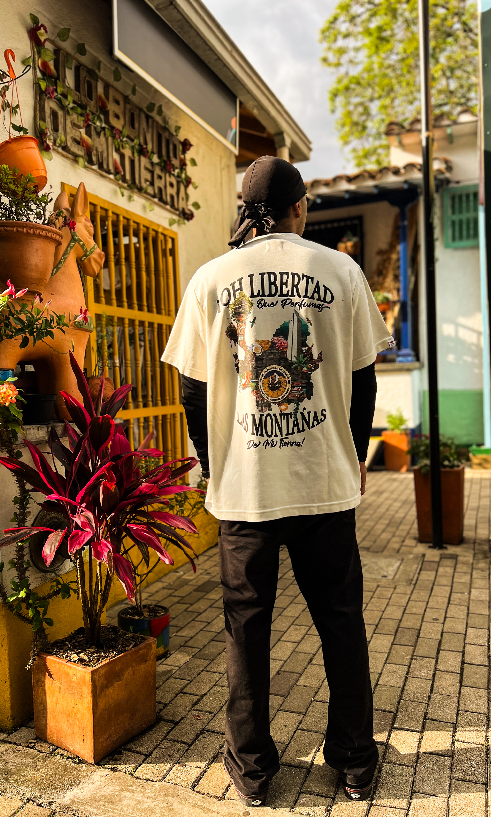 Camiseta Sembrando Cultura Blanca