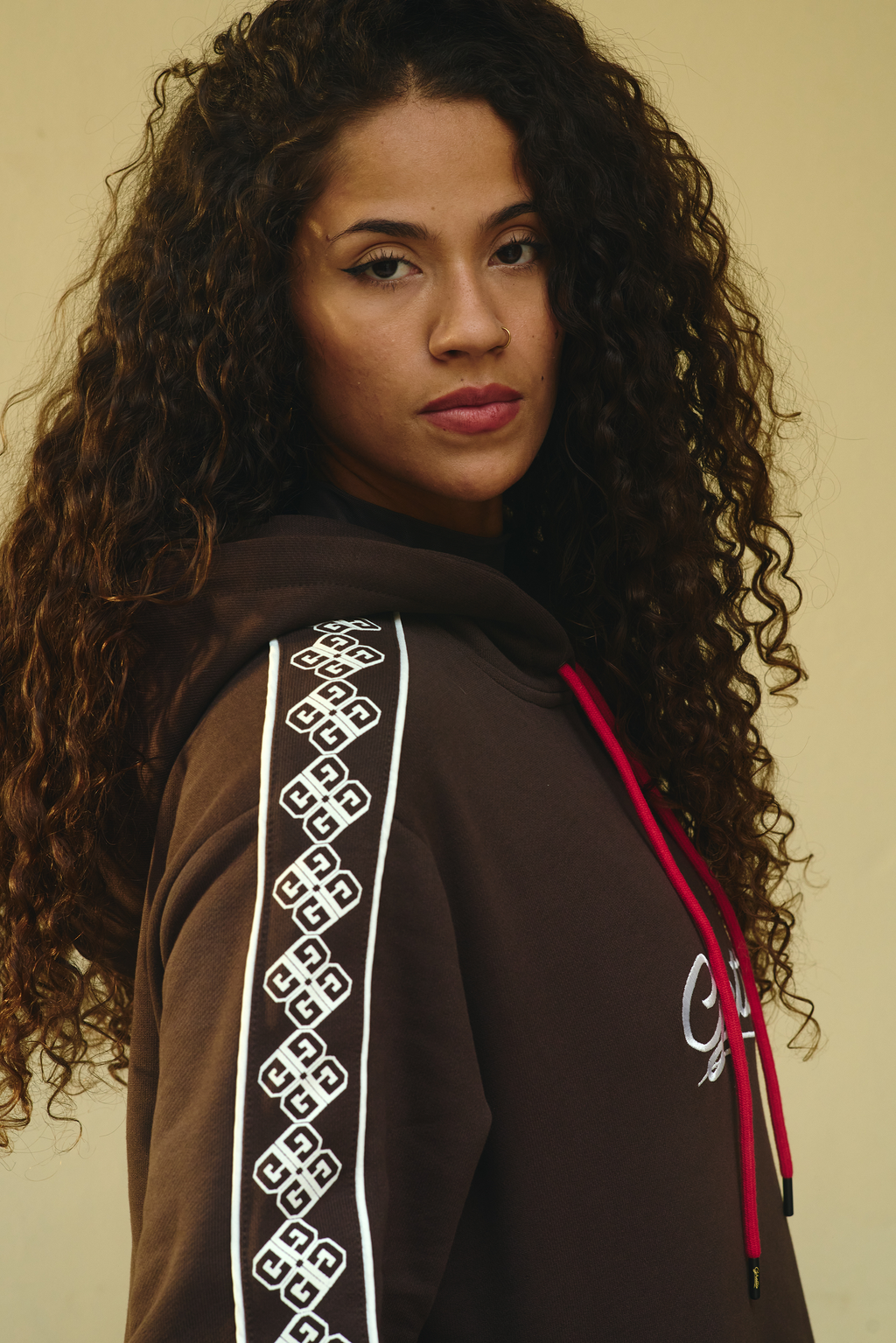 Hoodie Chocolate Monograma