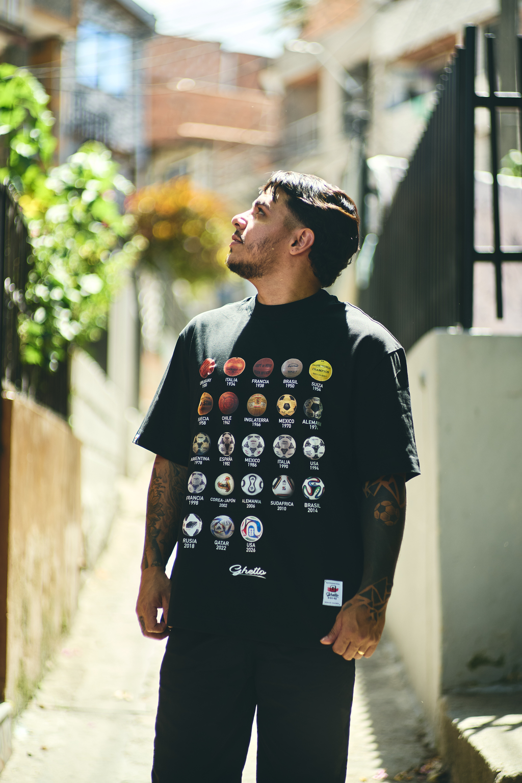 Camiseta Balones Mundial Negra