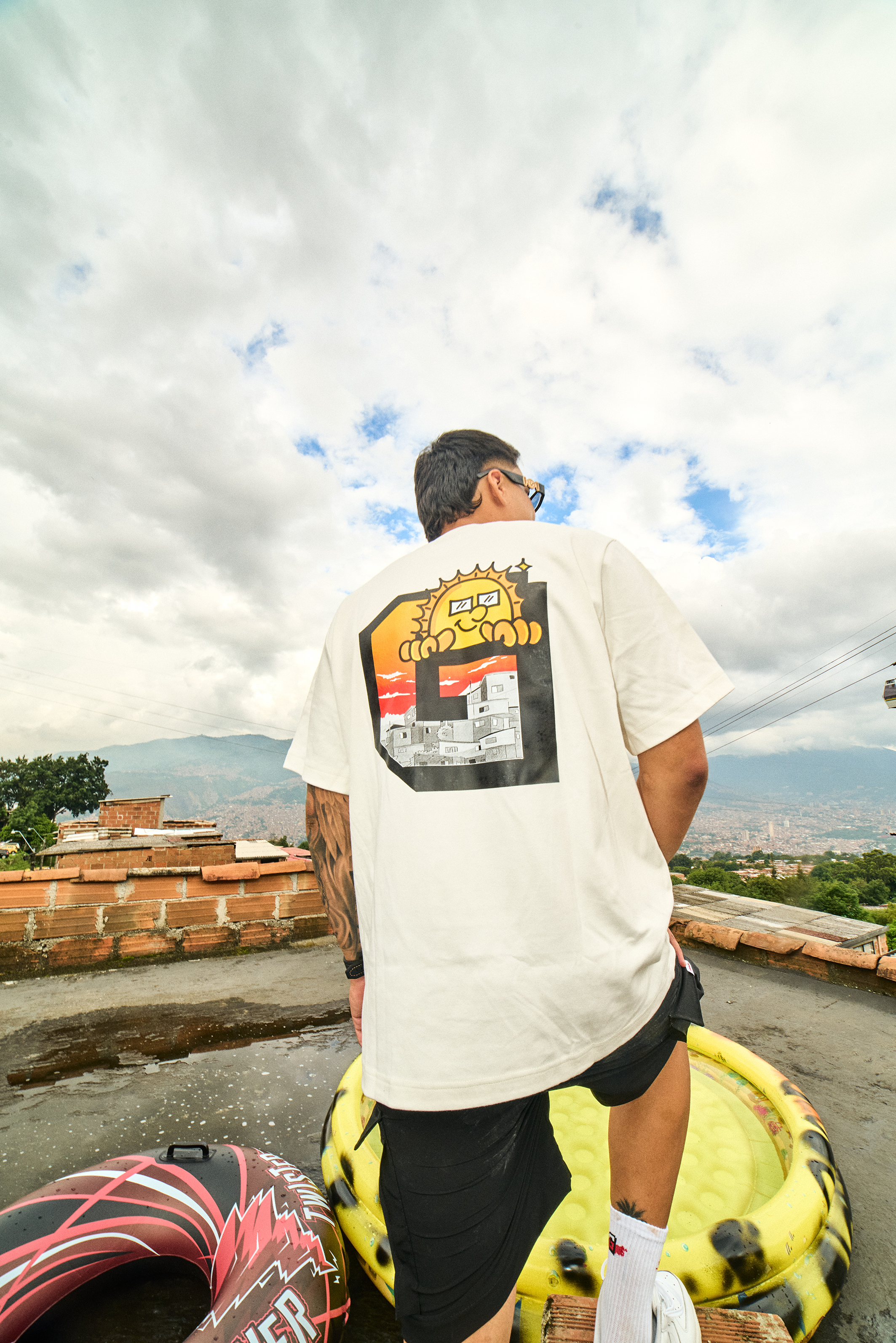 Camiseta Ghetto Paradise Crema